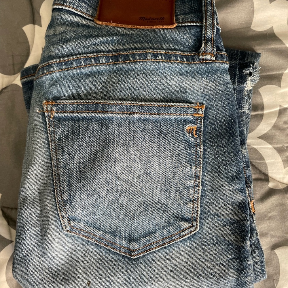 Jeans - Picture 2 of 6